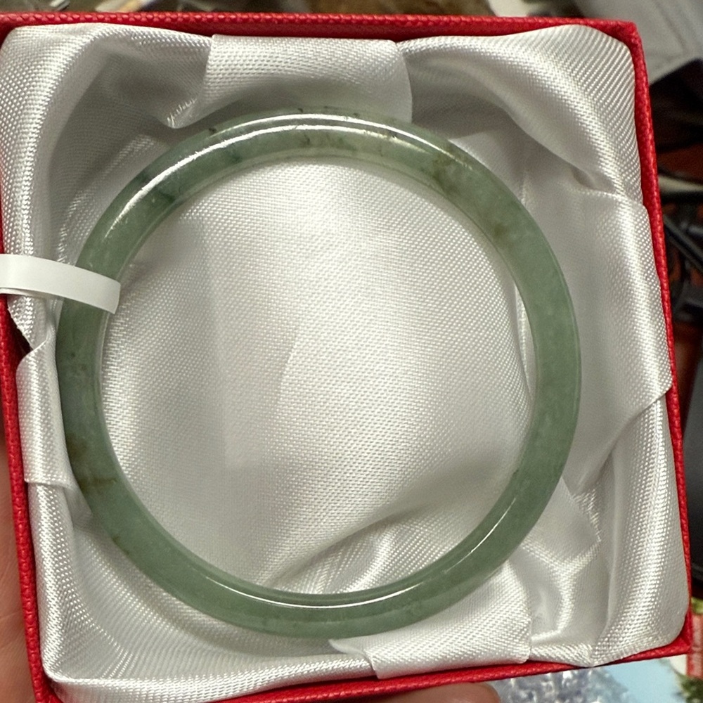 Green Jade Bangle Bracelet - Elegant Women's Jewelry